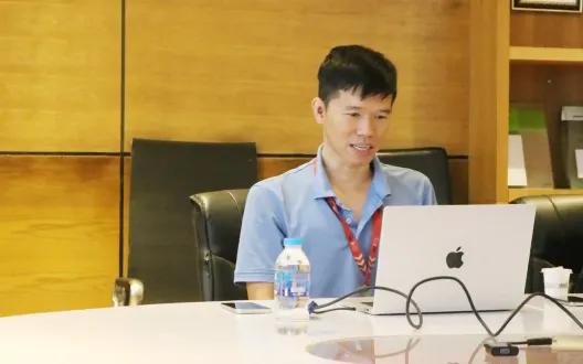 Insight New Detail: Training Highlights: Deploy AI Model into Production with Inference Endpoints 0