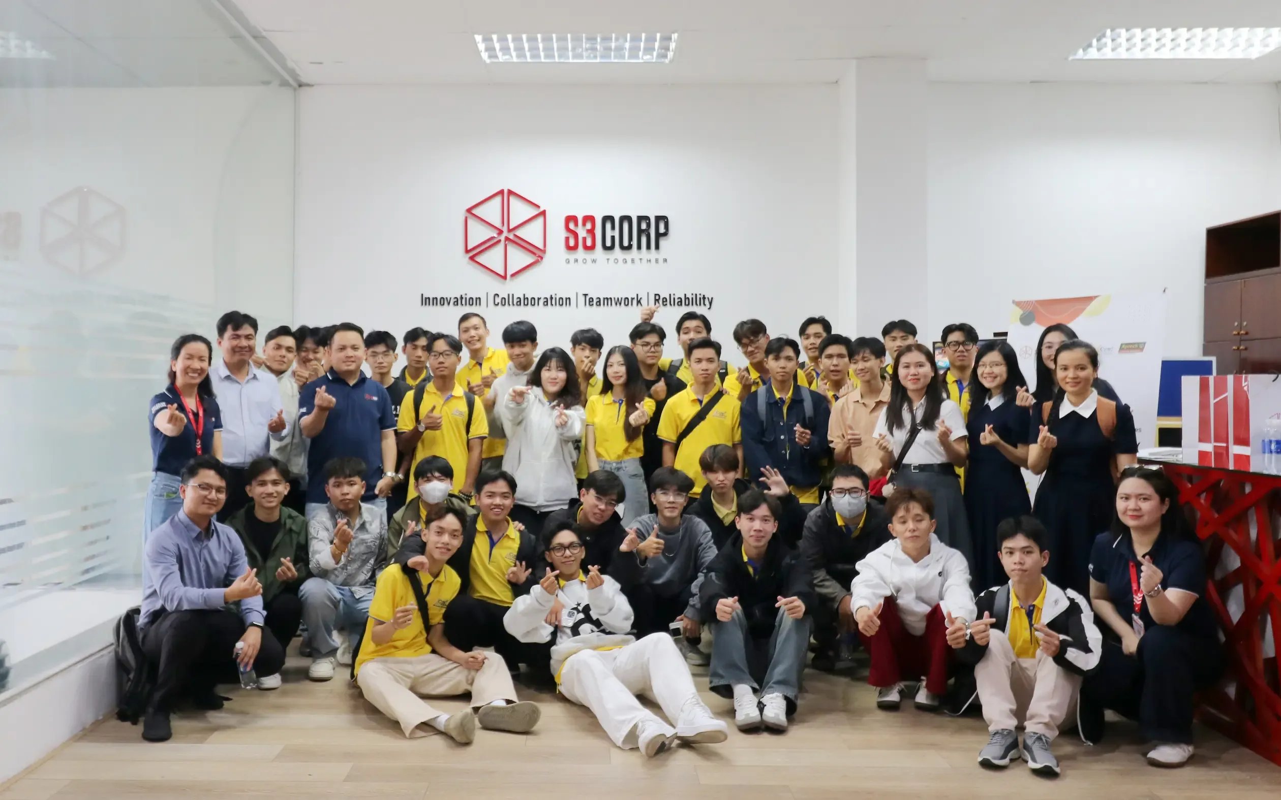 Aptech CTU Final-Year Students Visit S3Corp. for Industry Insights and Career Preparation