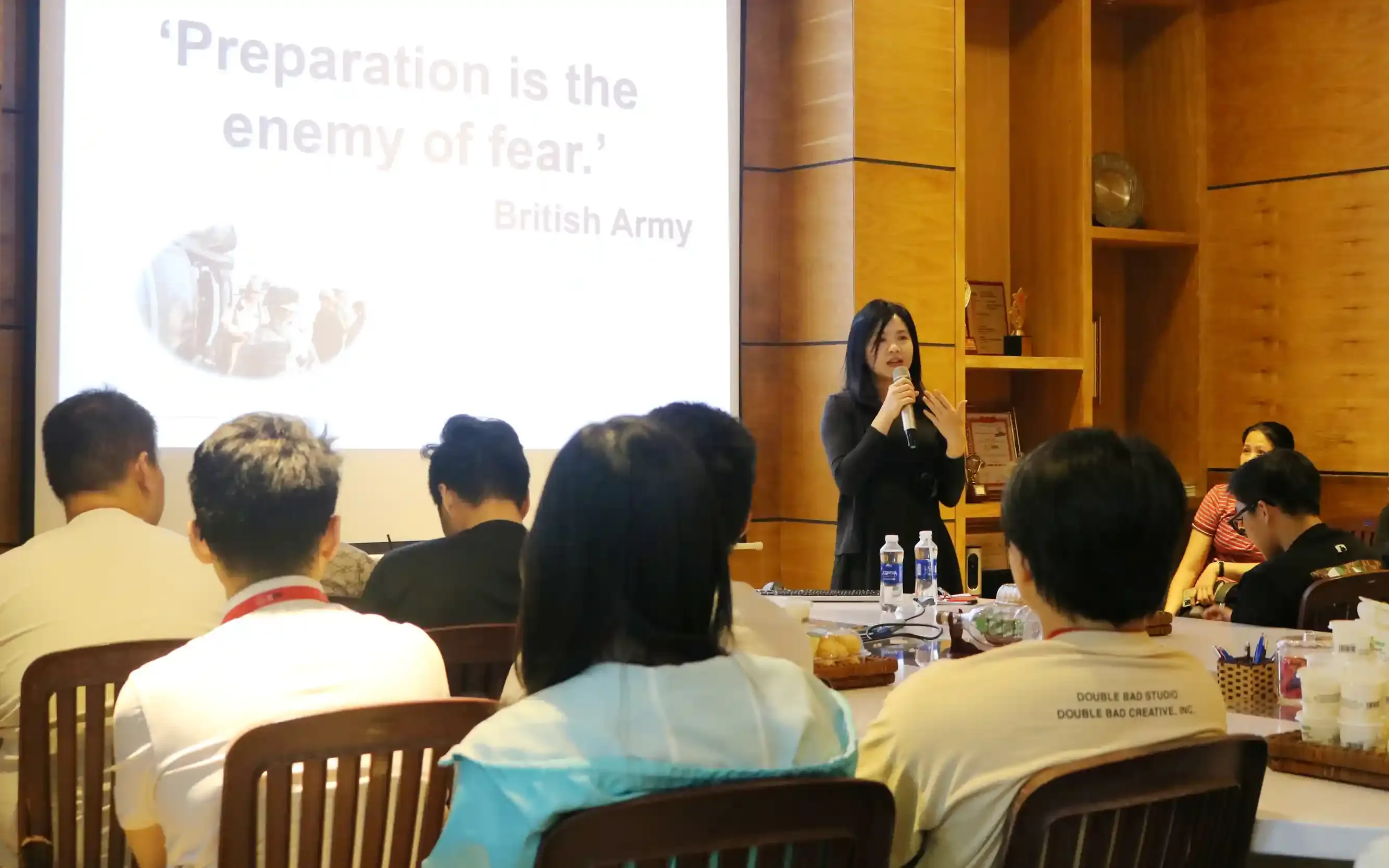 Insight New Detail: Effective Presentation Skill Training 0