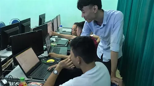 Phu Yen University